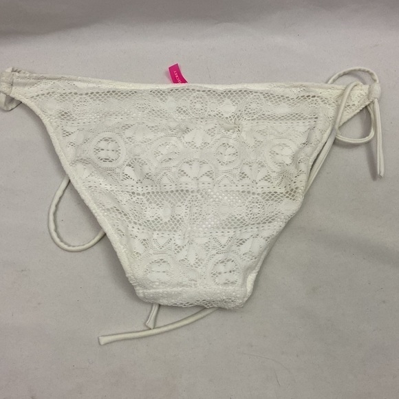 Victoria’s Secret Medium White Bikini Bottom - Picture 7 of 7